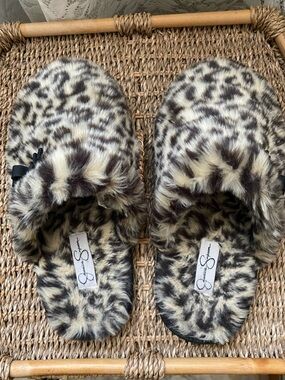 Jessica Simpson slippers
